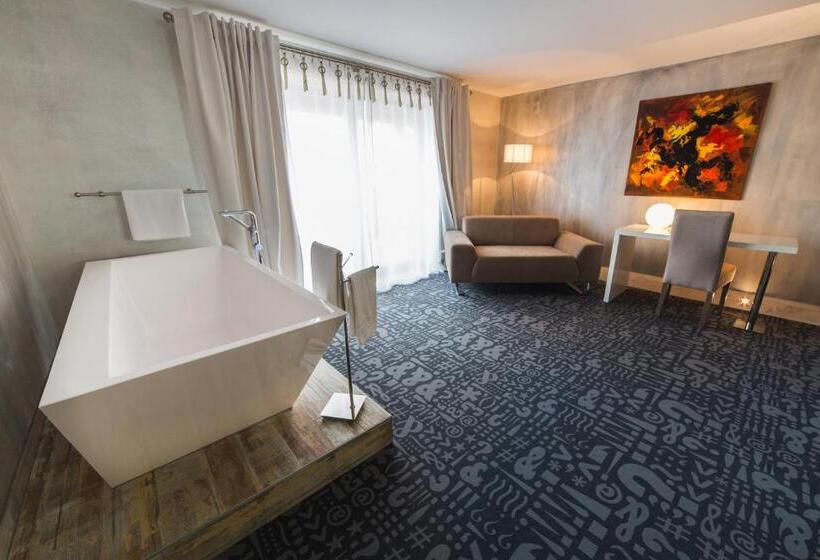 Номер Superior, Le Dormeur