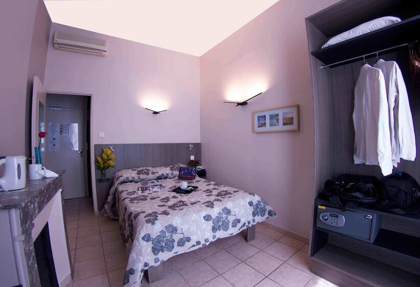 Номер Superior, Le Strasbourg