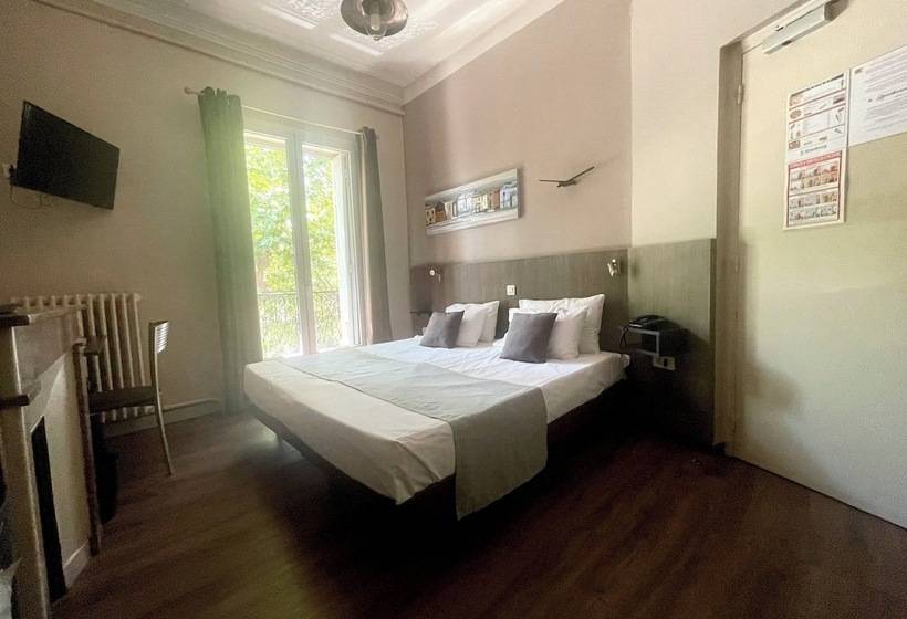 Номер Superior, Le Strasbourg
