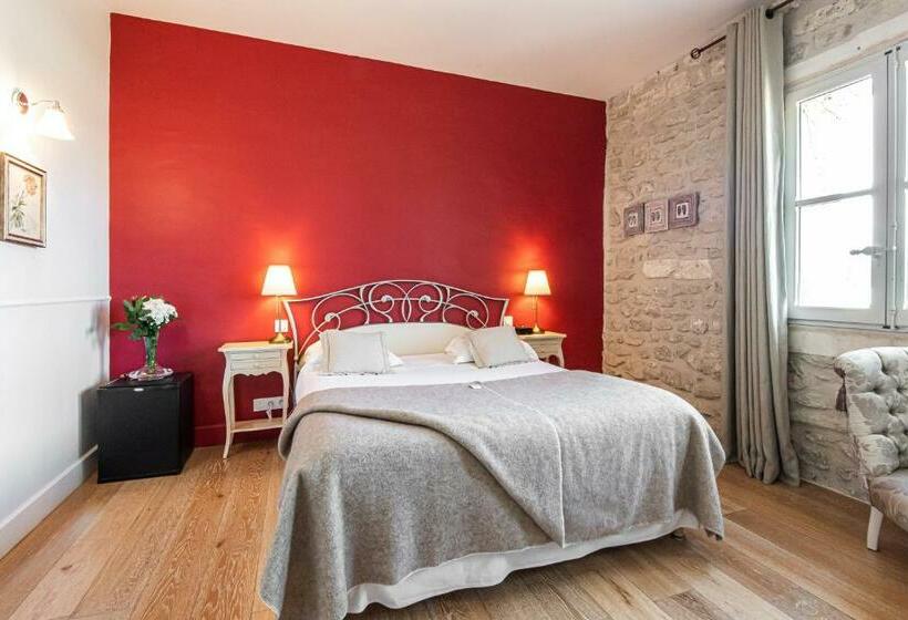 コンフォートルーム, Hôtel Mas Valentine