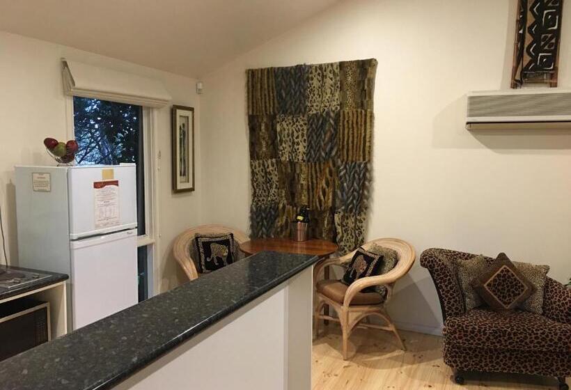 キャビン, Weeroona Bed And Breakfast