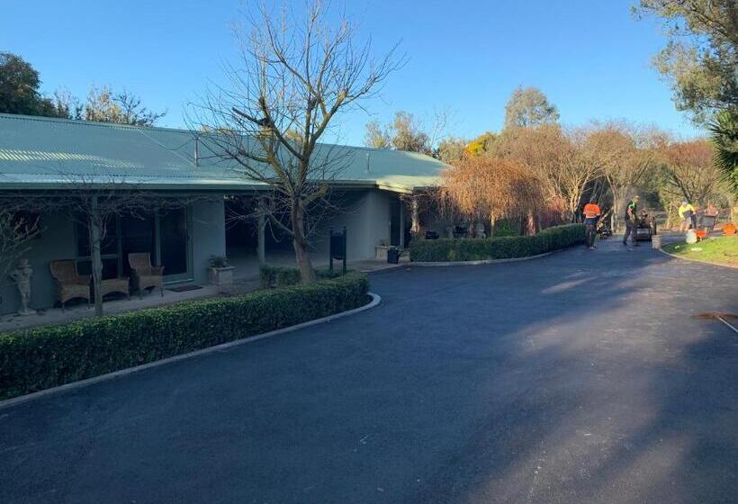 キャビン, Weeroona Bed And Breakfast