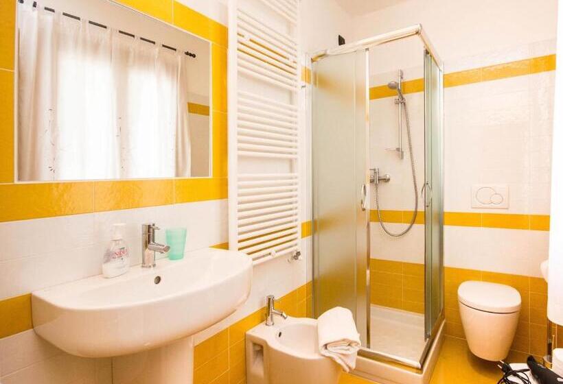 اتاق استاندارد, B&b Lori