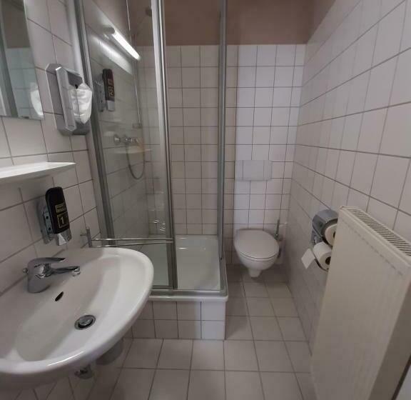Quarto Estandar Individual, Pension Havana Club