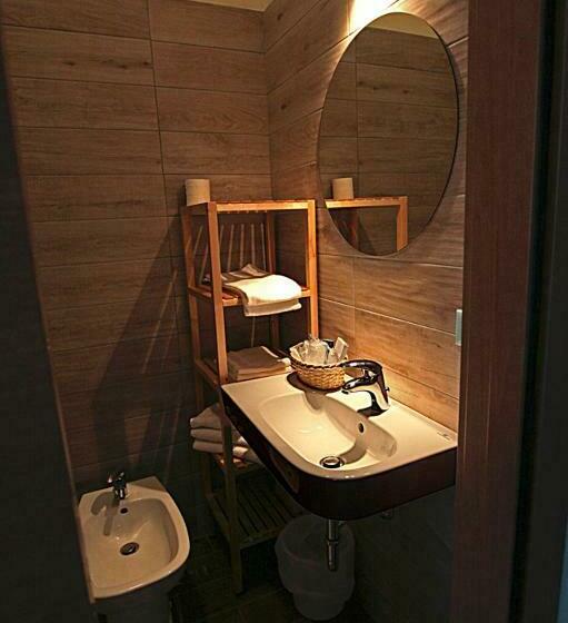 Quarto Triplo Estandar, Sayonara