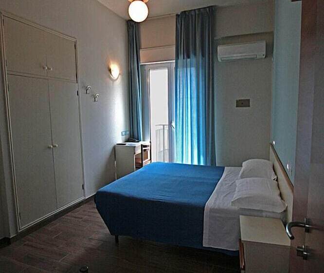 Quarto Triplo Estandar, Sayonara