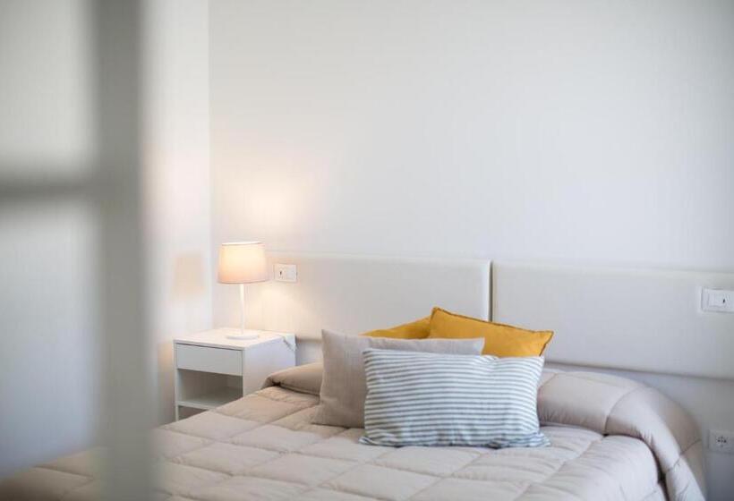 Quarto Triplo Estandar, Guest House Bella Onda