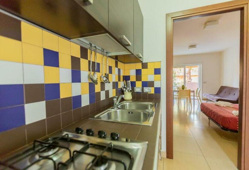 استودیوی استاندارد, Portorosa Residence