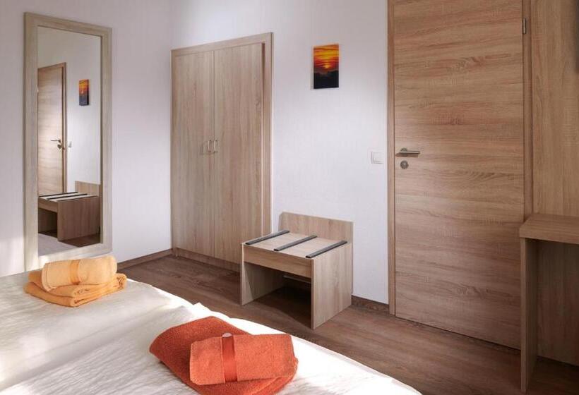 Номер Стандарт, Gasthof Zum Hobel