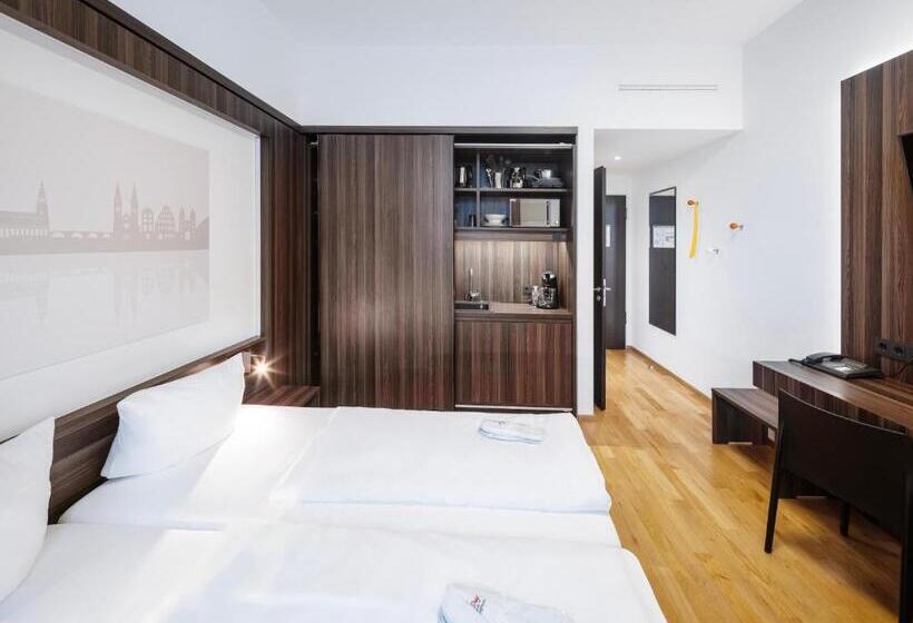 Номер Стандарт, Sevendays Hotel Boardinghouse