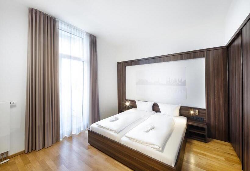Стандартный Номер Кровать Кинг, Sevendays Hotel Boardinghouse