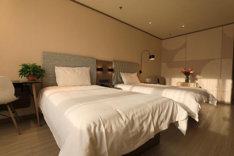 Номер бизнес-класса, Hanting Hotel Shijiazhuang Railway Station Huai An Xi Road