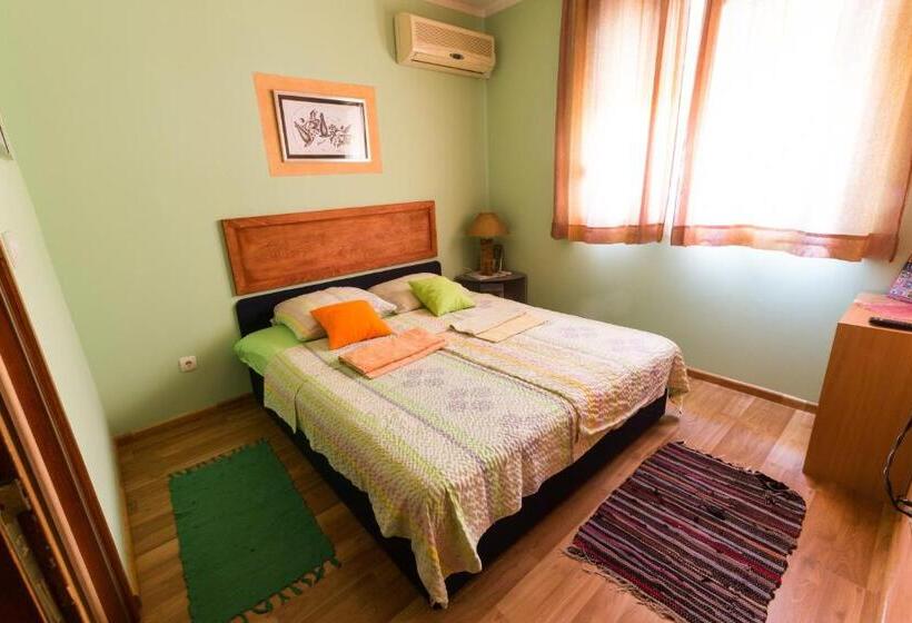 اتاق استاندارد یک نفره, Apartment&rooms Globus Mostar