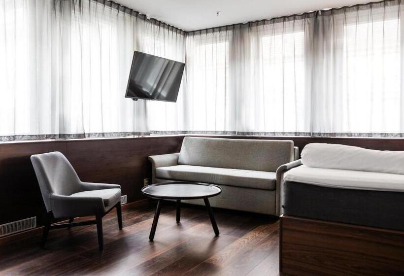 패밀리 룸, Best Western And