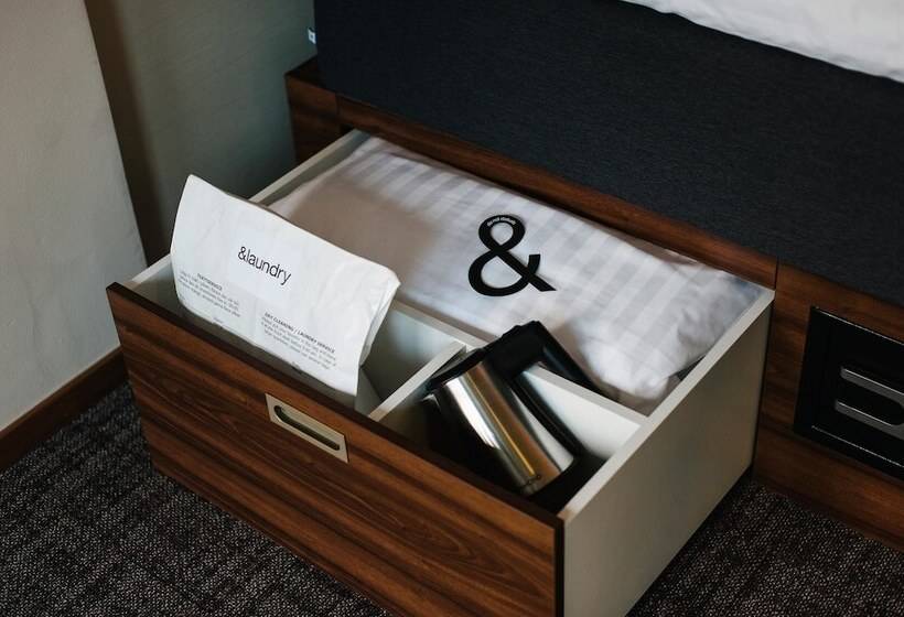 패밀리 룸, Best Western And