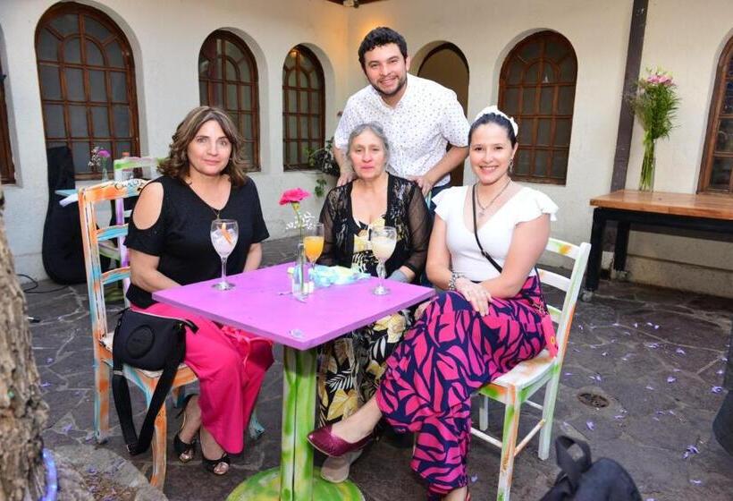 اتاق استاندارد چهار تخته, Bbcasita