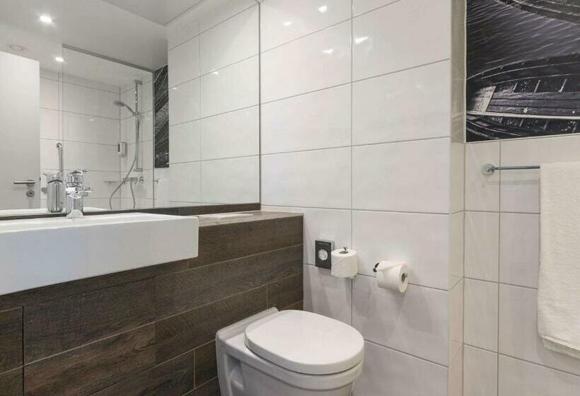 Люкс, Ibis Styles Tuebingen