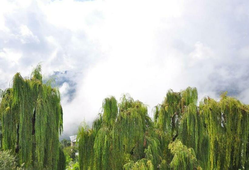 Standard Room Mountain View, One Bhurban