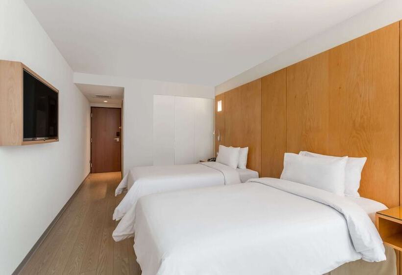 اتاق استاندارد, Ramada Encore By Wyndham Lima San Isidro