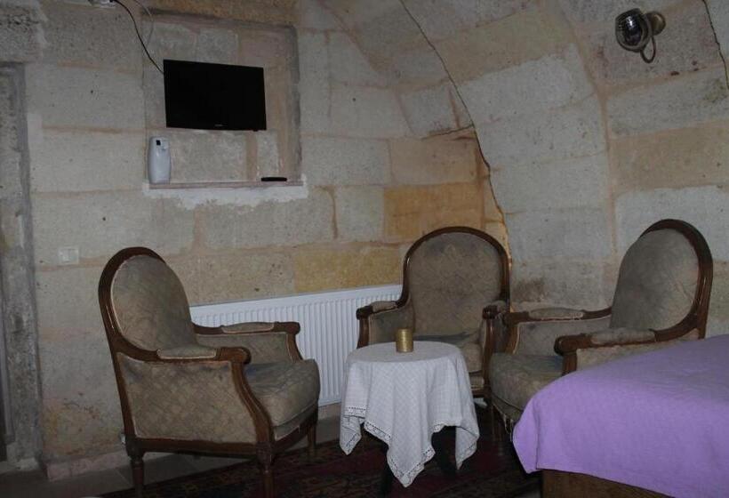 Family Suite, Relic House