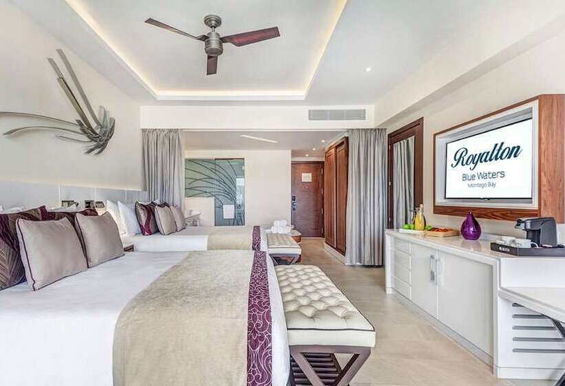 سوییت جونیور لوکس با چشم‌انداز دریا, Royalton Blue Waters Montego Bay, An Autograph Collection All Inclusive Resort