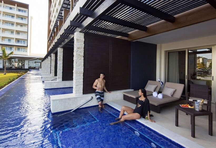 سوییت جونیور لوکس, Royalton Blue Waters Montego Bay, An Autograph Collection All Inclusive Resort