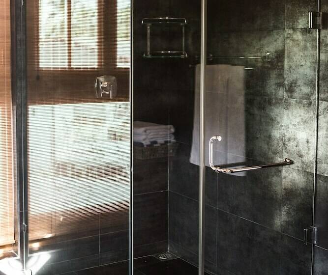 Люкс Deluxe Кровать Кинг, Villa White Queen