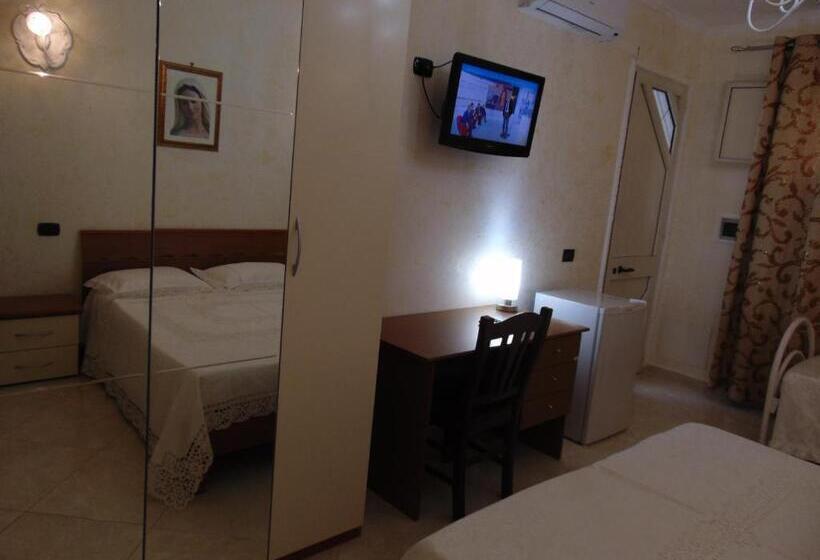 Трежместный Номер Economy, B&b Alloggio In Villa Cristina
