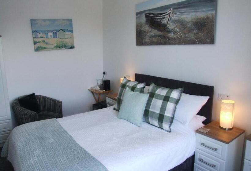Номер Deluxe Кровать Кинг, Coach Guest House