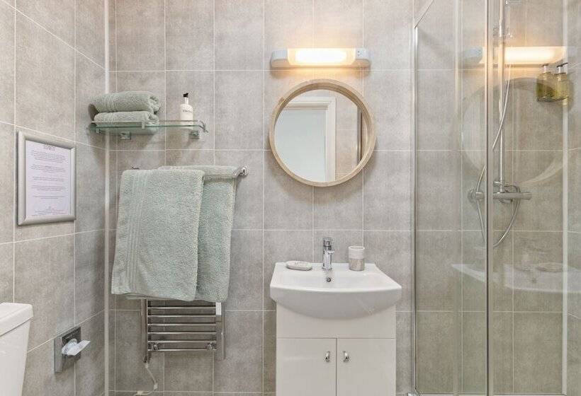 Номер Deluxe, Coach Guest House