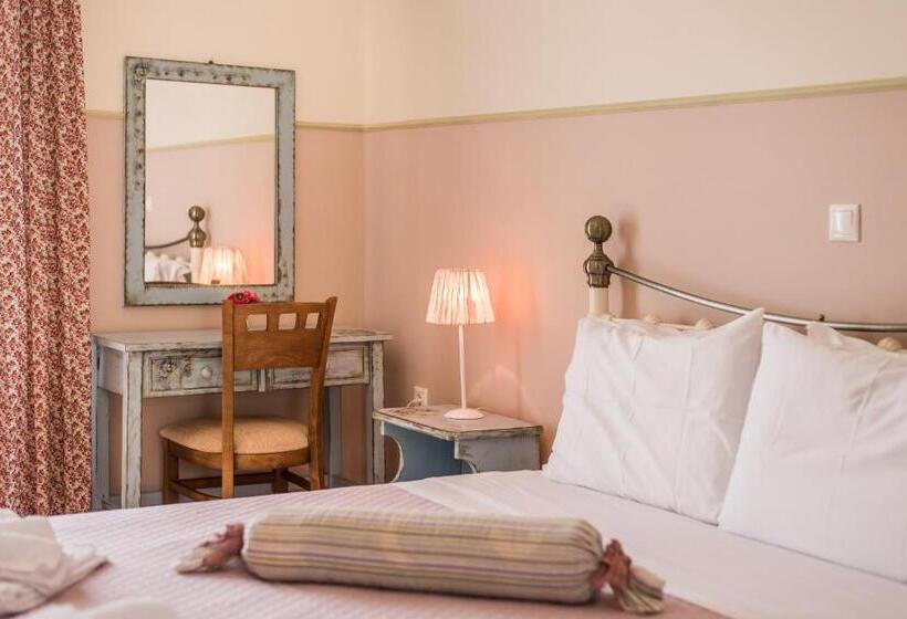 수피리어 스튜디오, Elaias Gi Residence