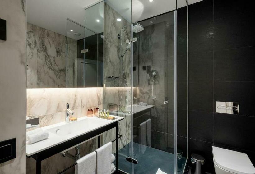 اتاق استاندارد, Doubletree By Hilton Madrid  Prado