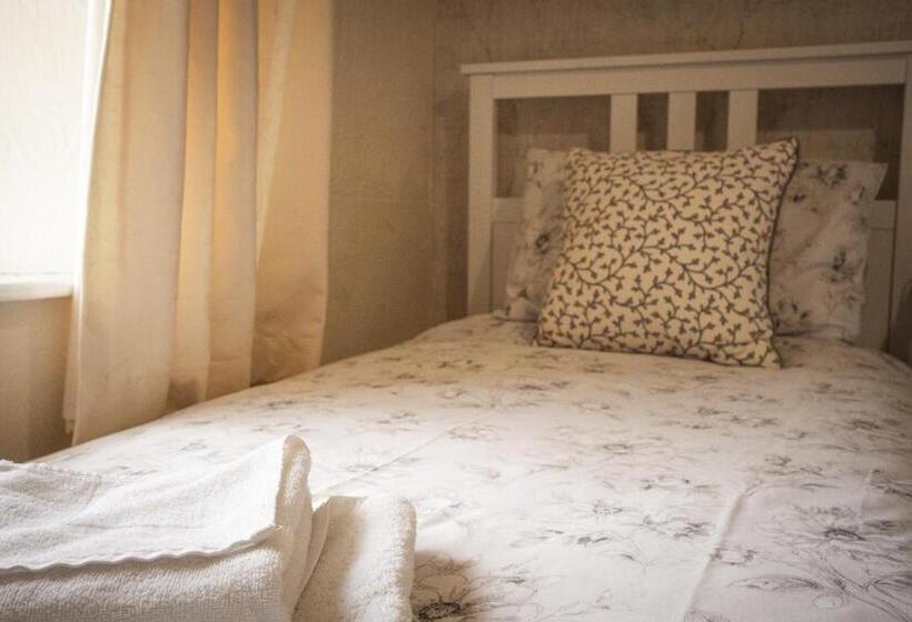 اتاق استاندارد, The Shepherds Inn