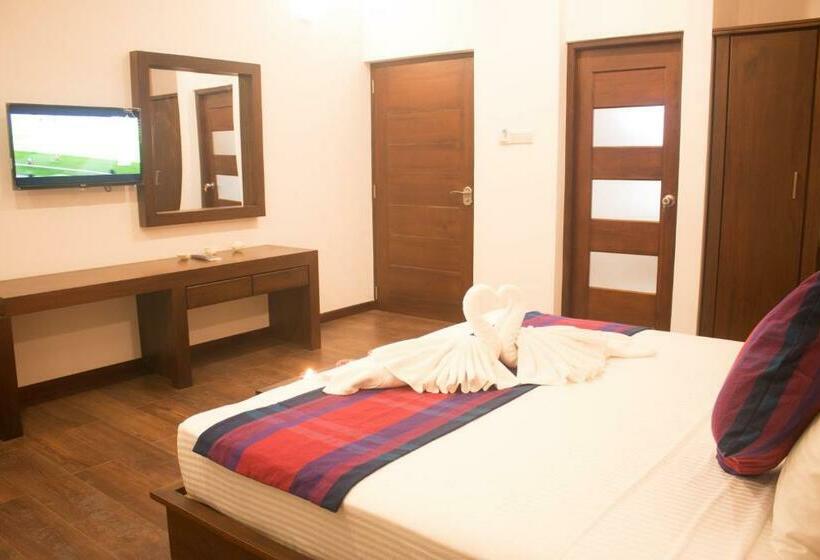 豪华房间, The Suite 262