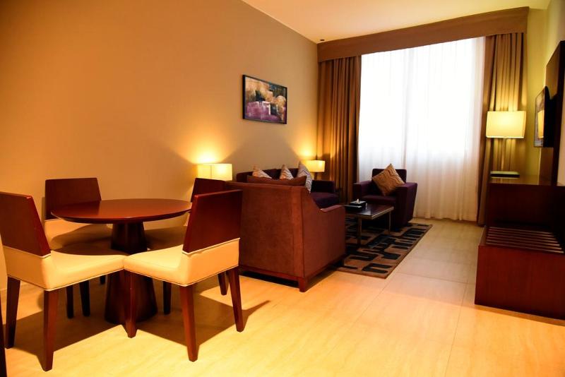 Полулюкс Вид на Горы, V Hotel Fujairah