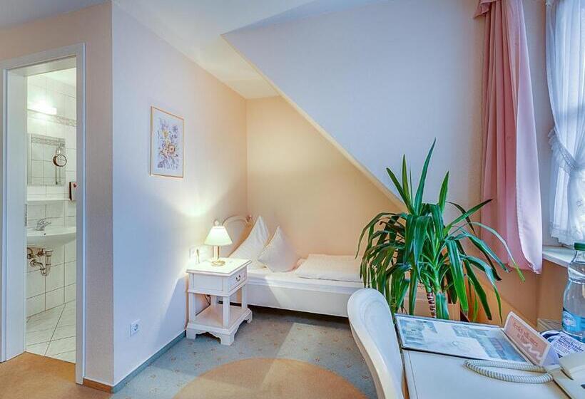 Номер Стандарт, Zur Burg Gmbh