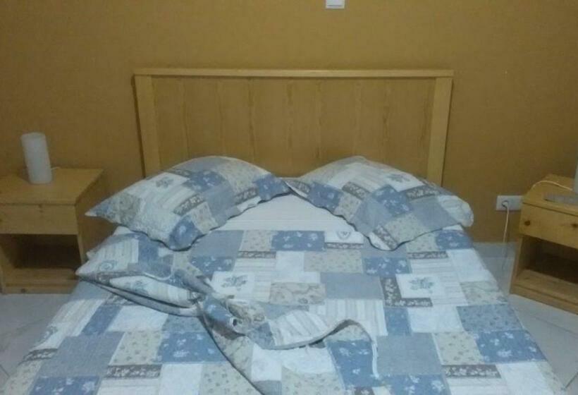 اتاق استاندارد, Lt Apart