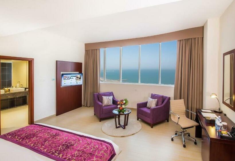 Полулюкс Вид на Море, V Hotel Fujairah