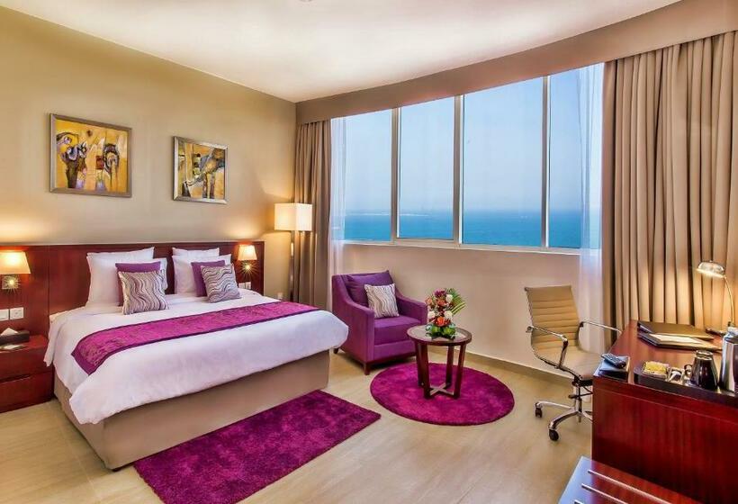 Классический Номер Вид на Море, V Hotel Fujairah