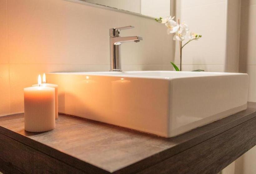 小型套房, Arcobaleno Suites