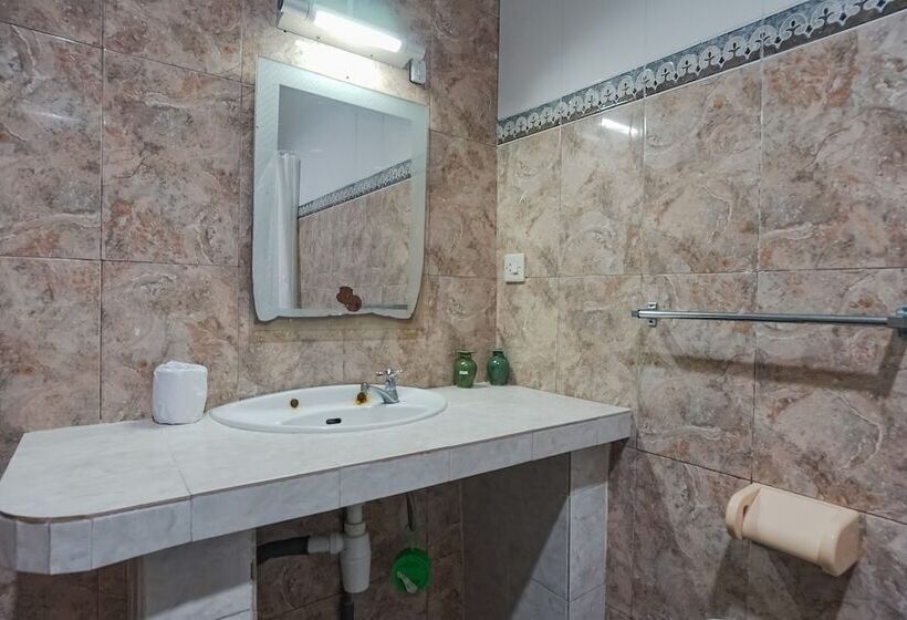 بانگلوی استاندارد, Bali Diva Hotel Kuta