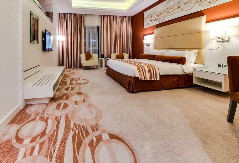 Номер Стандарт, Golden Tulip Downtown Abu Dhabi