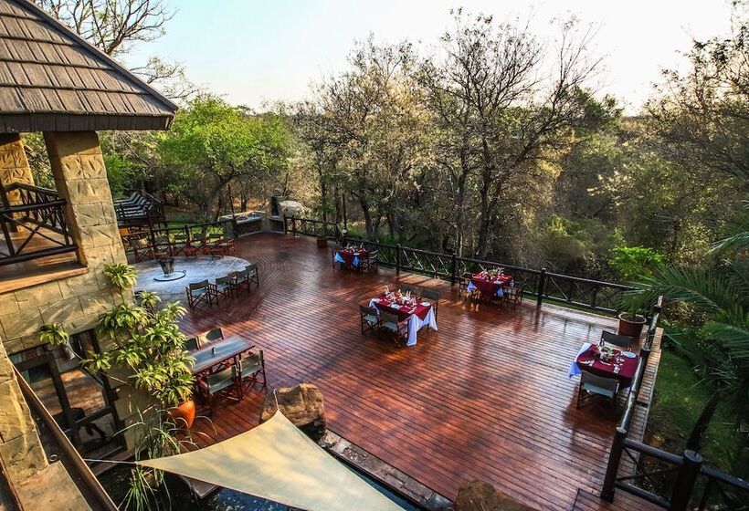 سوییت لوکس, Grand Kruger Lodge And Spa