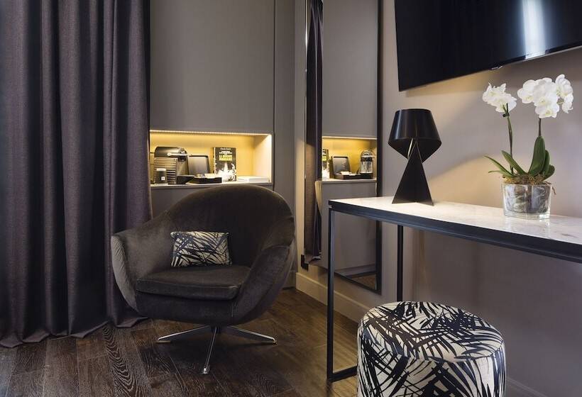 اتاق لوکس, Le 10bis