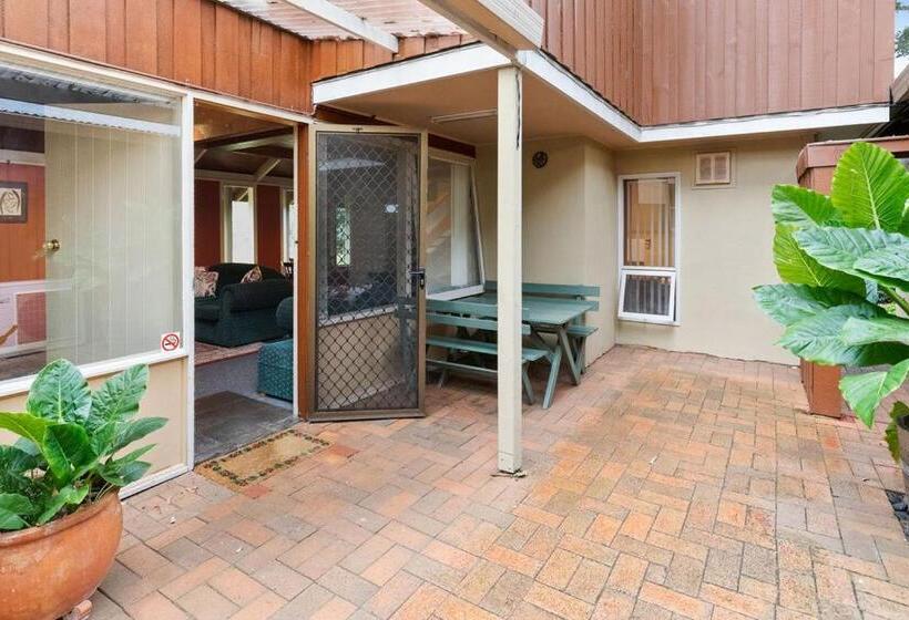 샬레, Clarendon Chalets