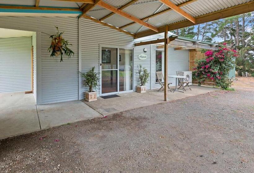 샬레, Clarendon Chalets