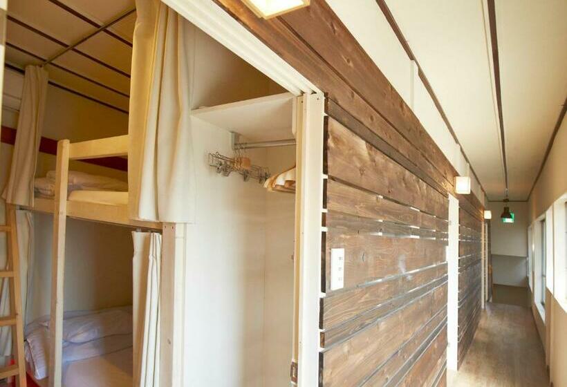 חדר אקונומי, 328 Hostel & Lounge