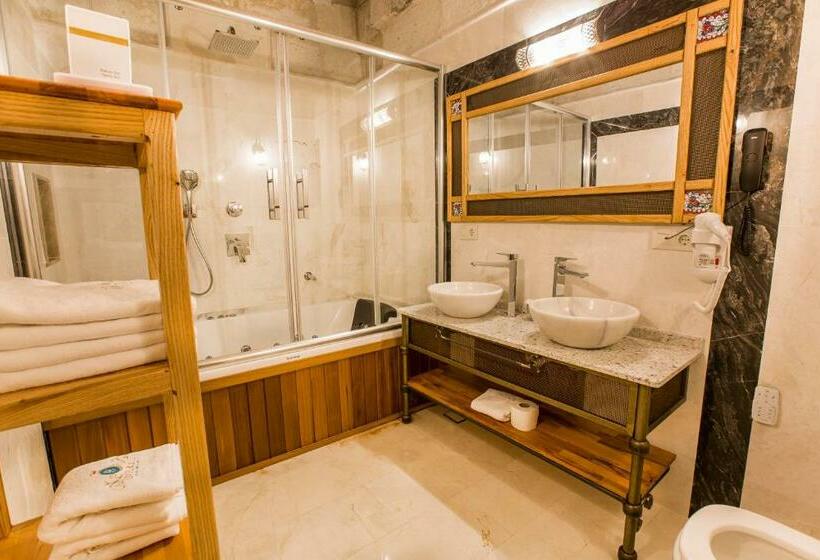 اتاق لوکس, Imperial Cave Suites & Spa