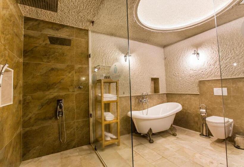 سوئیت راحتی, Imperial Cave Suites & Spa