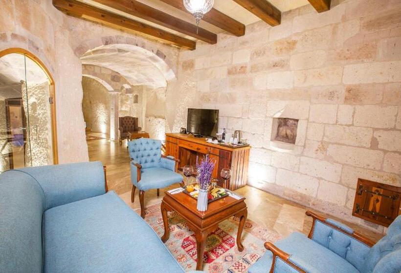 سوییت, Imperial Cave Suites & Spa